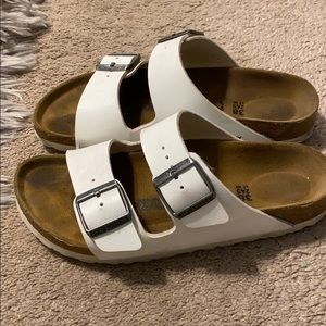 white birkenstock’s